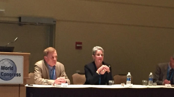 Kylanne Speaking-809259-edited.jpg